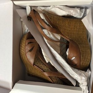 Platform Aldo sandals